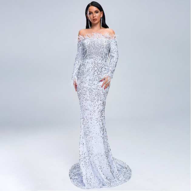 Elegant Evening Dress - Frederika’s favorites 🦊