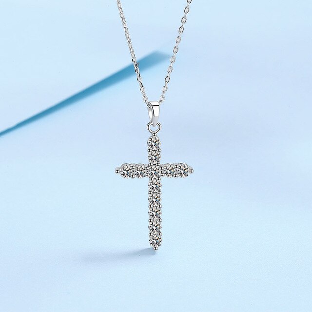 Moissanite Diamond Necklace - Frederika’s favorites 🦊