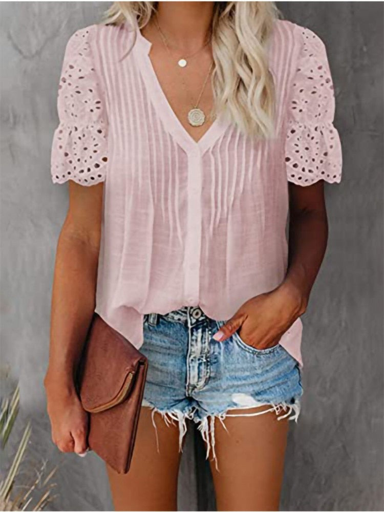 Shirt with Lace and V-neck Emily - Frederika’s favorites 🦊