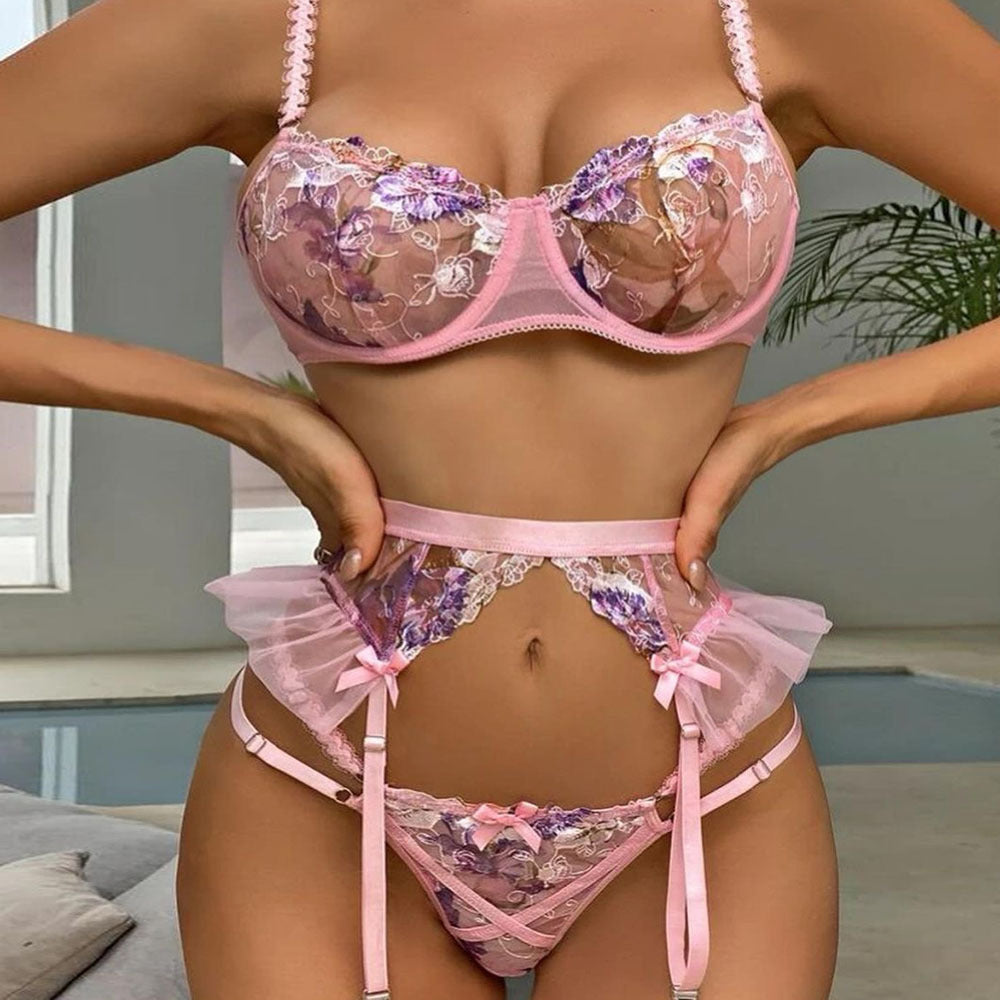 Women's Fashion Embroidered Ribbon Lined Pettiskirt Waist Seal Four-piece Set - Frederika’s favorites 🦊