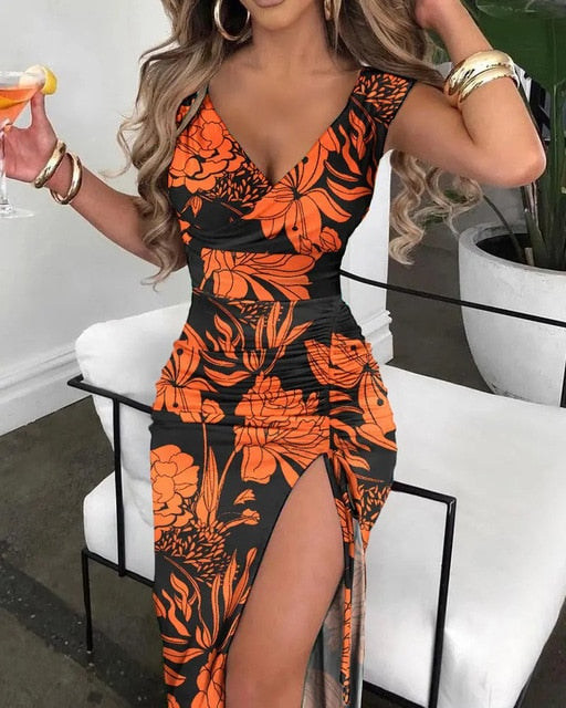 V-Neck Chain Décor High Slit Dress - Frederika’s favorites 🦊