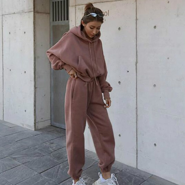 Women Warm Hoodie and Pants Set - Frederika’s favorites 🦊