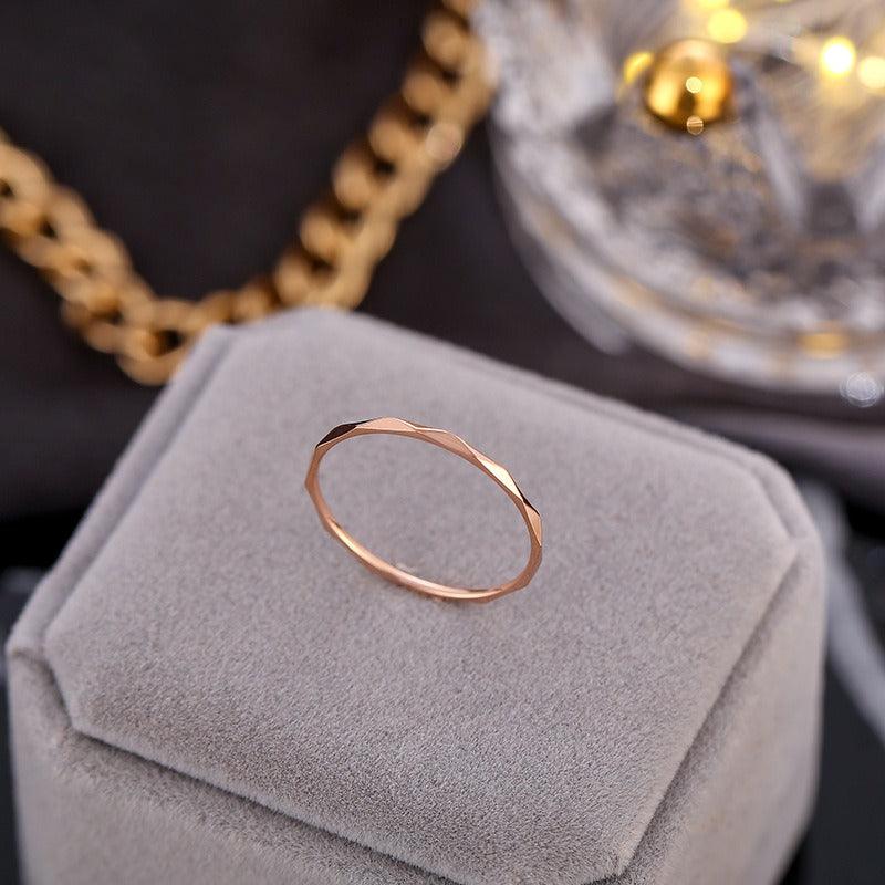 Internet Celebrity Fashion Titanium Steel Rose Gold Thin V-Shaped Ring, Non Fading Ins Food Ring Tail Ring - Frederika’s favorites 🦊