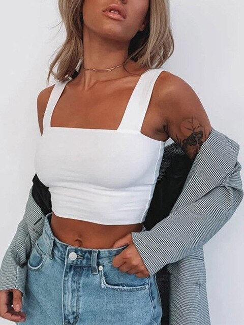 Casual Basic T-Shirt - Frederika’s favorites 🦊