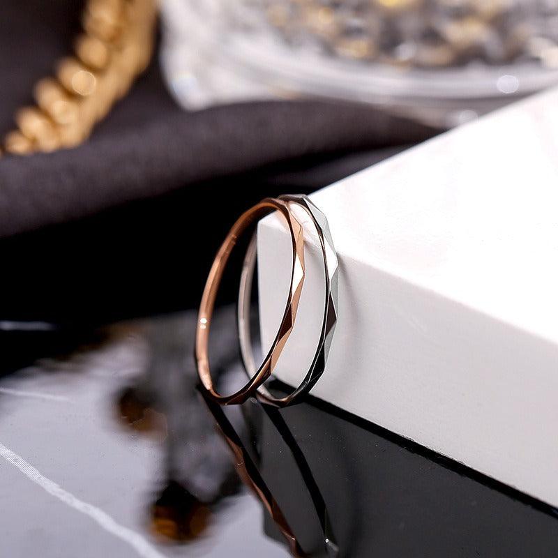 Internet Celebrity Fashion Titanium Steel Rose Gold Thin V-Shaped Ring, Non Fading Ins Food Ring Tail Ring - Frederika’s favorites 🦊