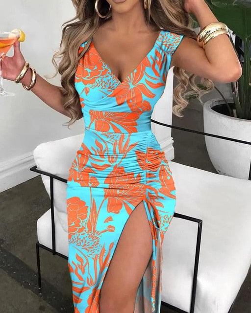 V-Neck Chain Décor High Slit Dress - Frederika’s favorites 🦊