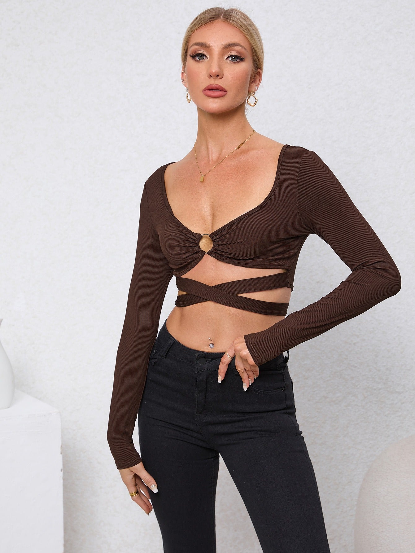 Hollow out slim fit ultra short long sleeved knitted sweater fashion top