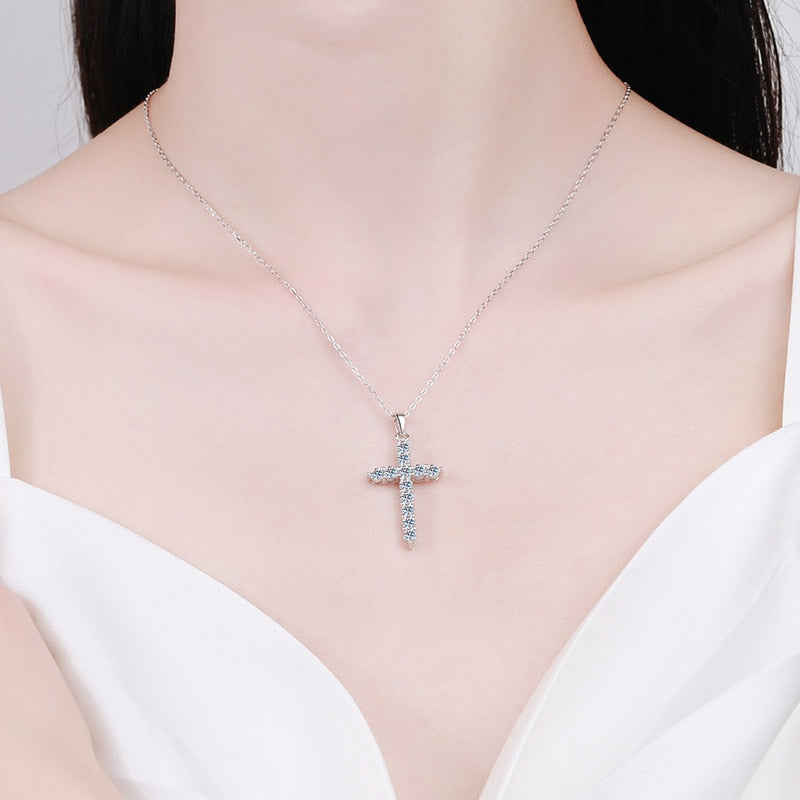 Moissanite Diamond Necklace - Frederika’s favorites 🦊