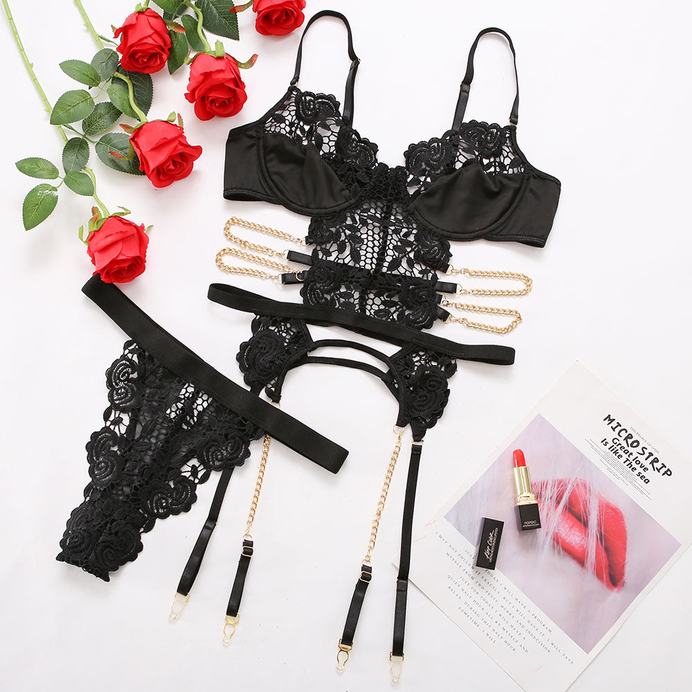Sensual Lingerie With Chain - Frederika’s favorites 🦊