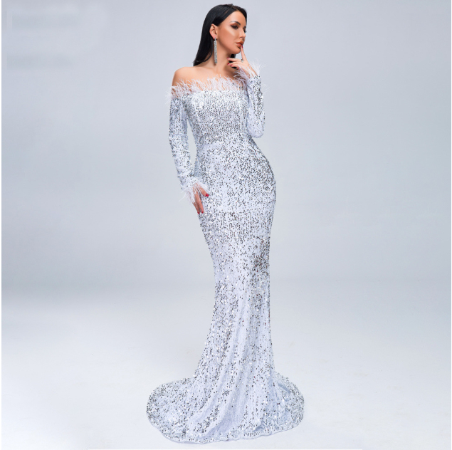 Elegant Evening Dress - Frederika’s favorites 🦊