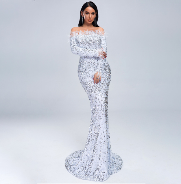 Elegant Evening Dress - Frederika’s favorites 🦊