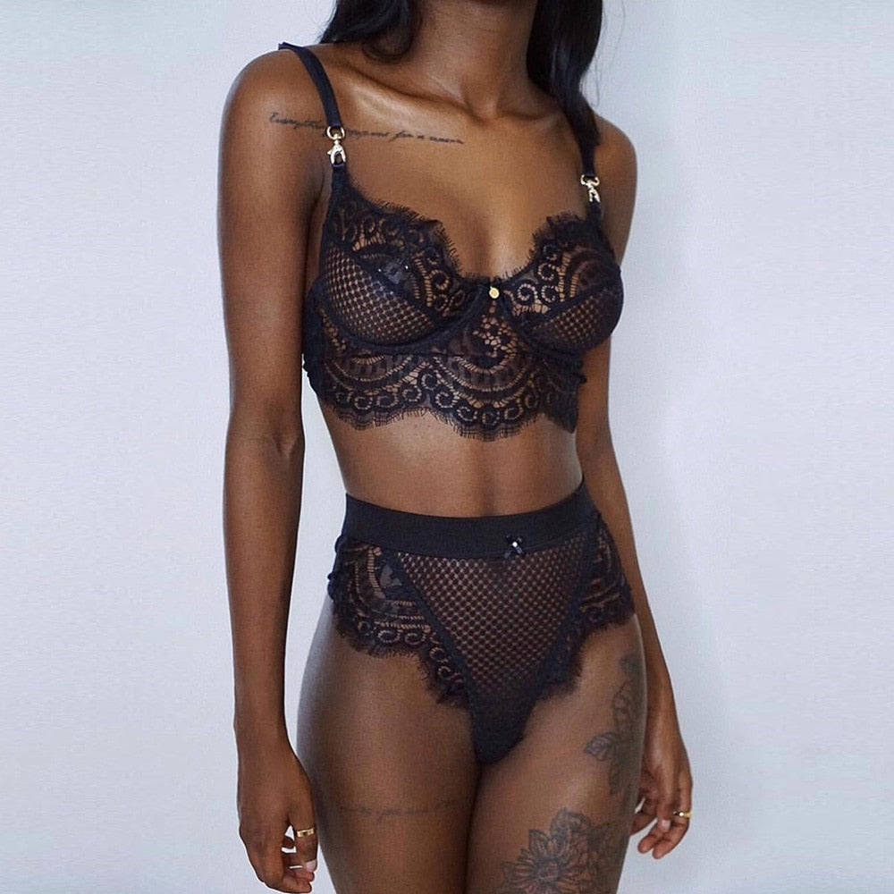 Laced Eyelash Playsuit - Frederika’s favorites 🦊