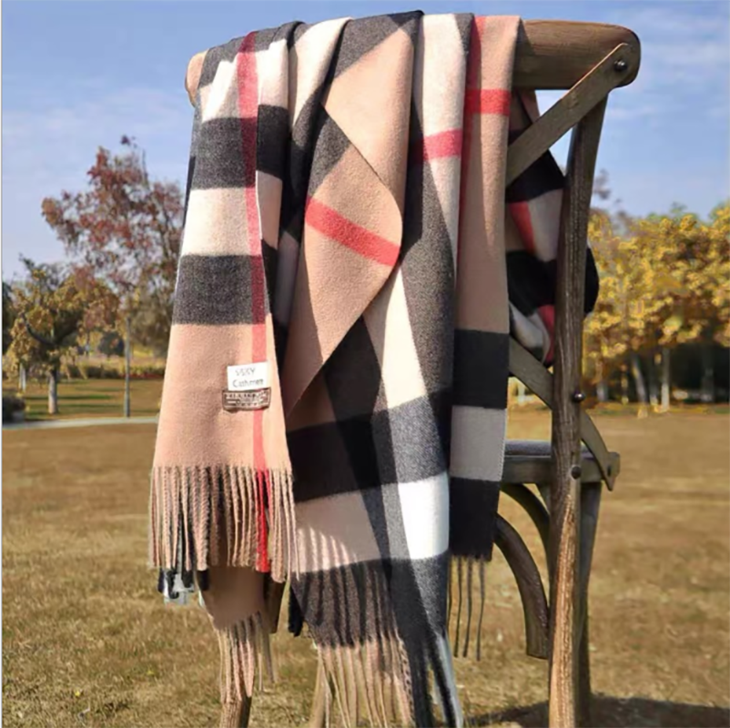 Winter Women Scarf - Frederika’s favorites 🦊