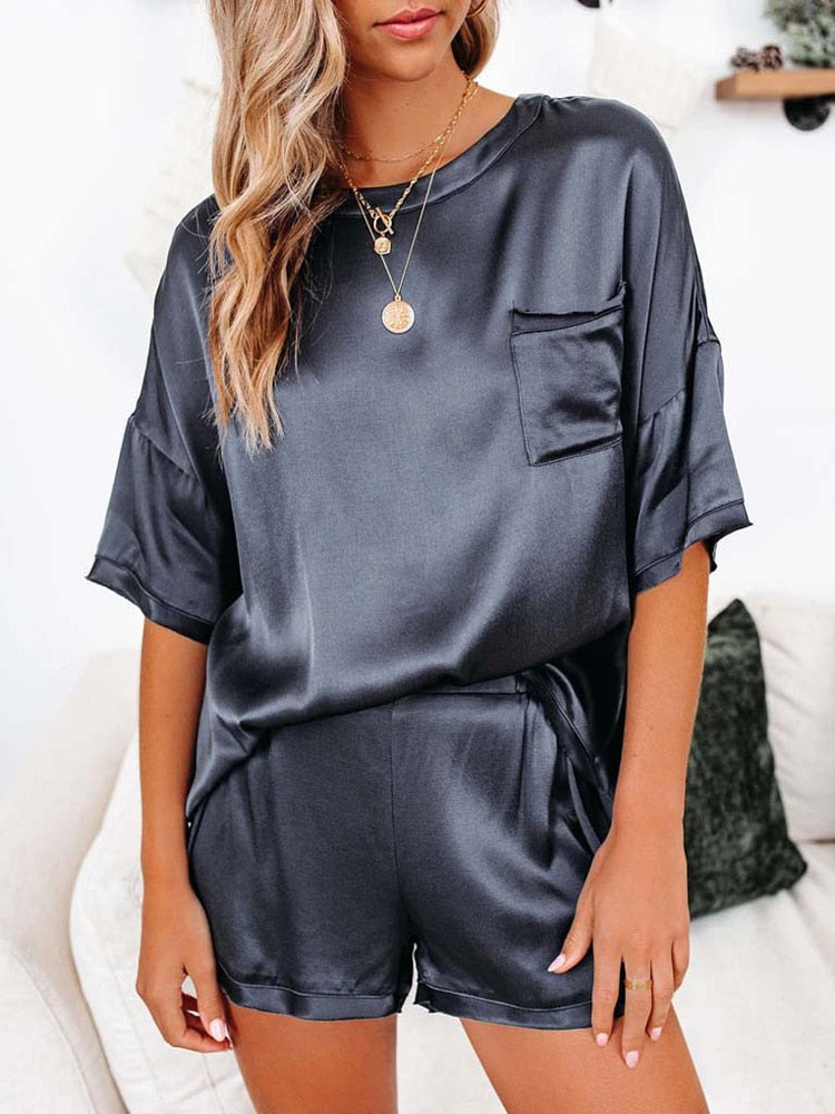 Summer Satin Pajamas Set Women - Frederika’s favorites 🦊