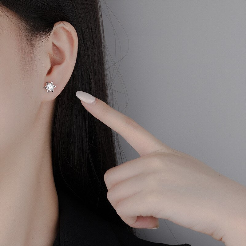 Shinny Hexagram Moissanite Stud Earrings - Frederika’s favorites 🦊