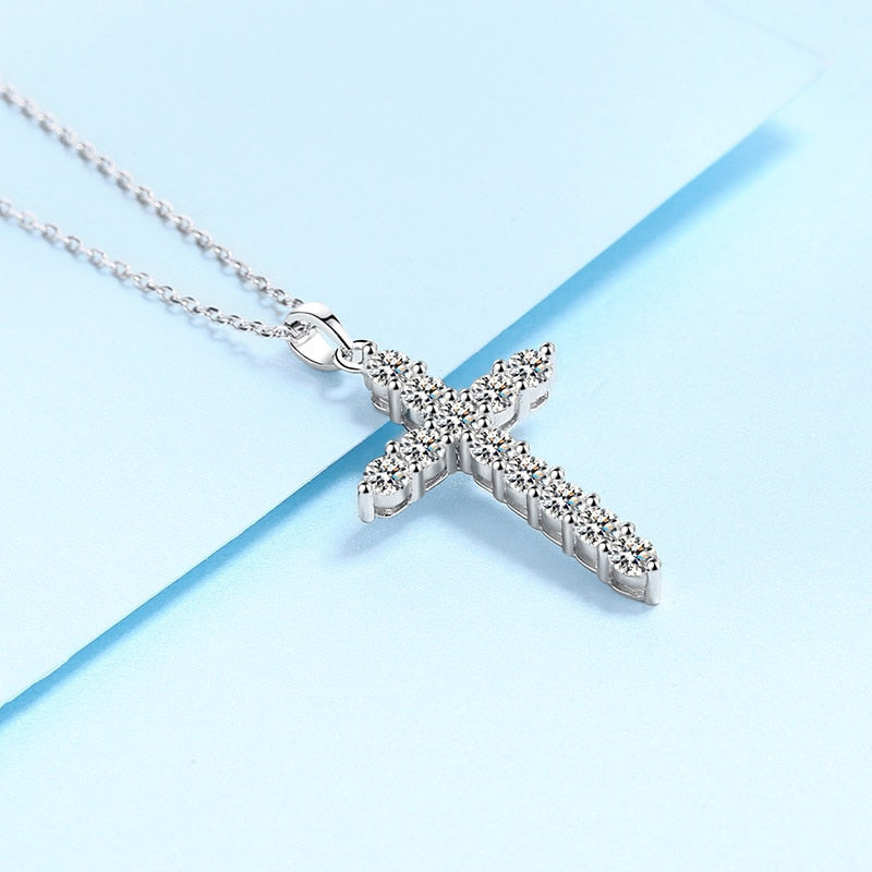 Moissanite Diamond Necklace - Frederika’s favorites 🦊