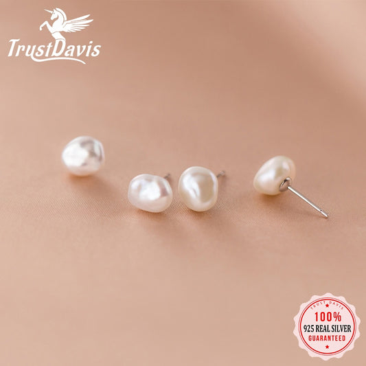 Baroque Pearl Stud Earrings - Frederika’s favorites 🦊